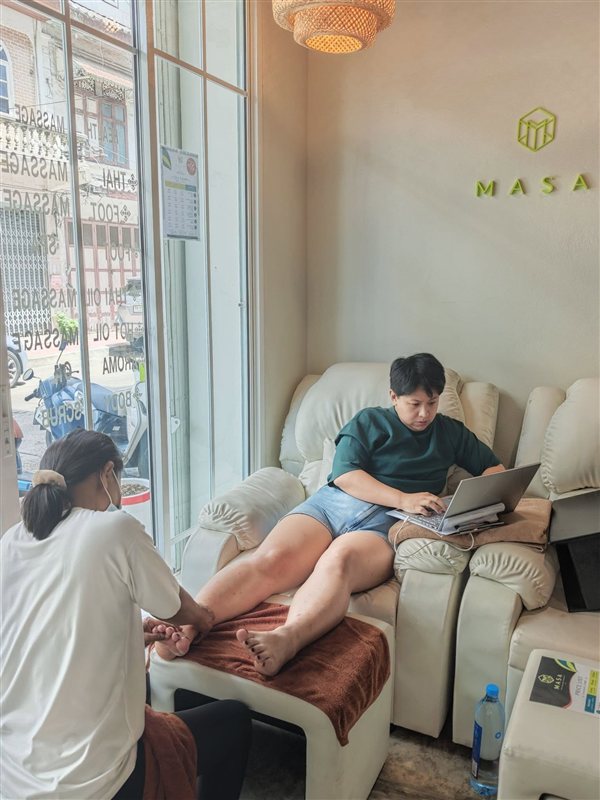 Foot massage at MASA